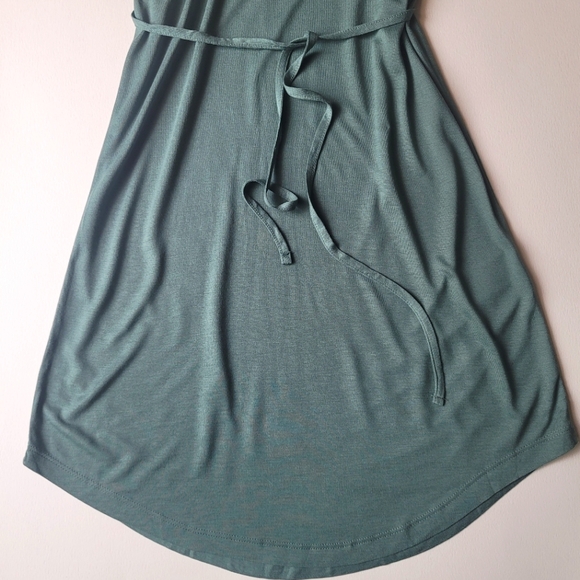 NWOT H&M Womens' Midi Dress, Sage Green, Size XS - Picture 3 of 11